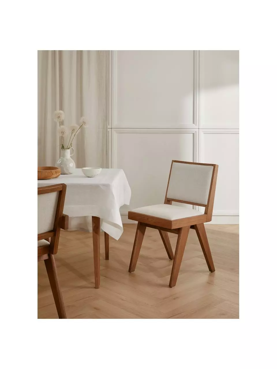 Westwing Collection Holzstuhl Sissi mit Polsterung, B 46 x T 56 cm 4 Westwing Collection Holzstuhl Sissi mit Polsterung, B 46 x T 56 cm – Bild 2