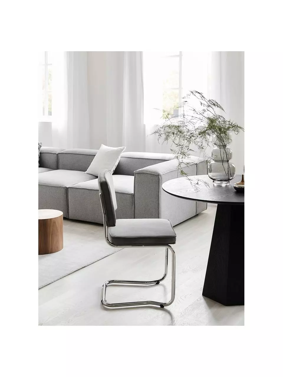 Zuiver Kordsamt-Freischwinger Kink in Hellgrau, B 48 x T 48 cm 4 Zuiver Kordsamt-Freischwinger Kink in Hellgrau, B 48 x T 48 cm – Bild 2