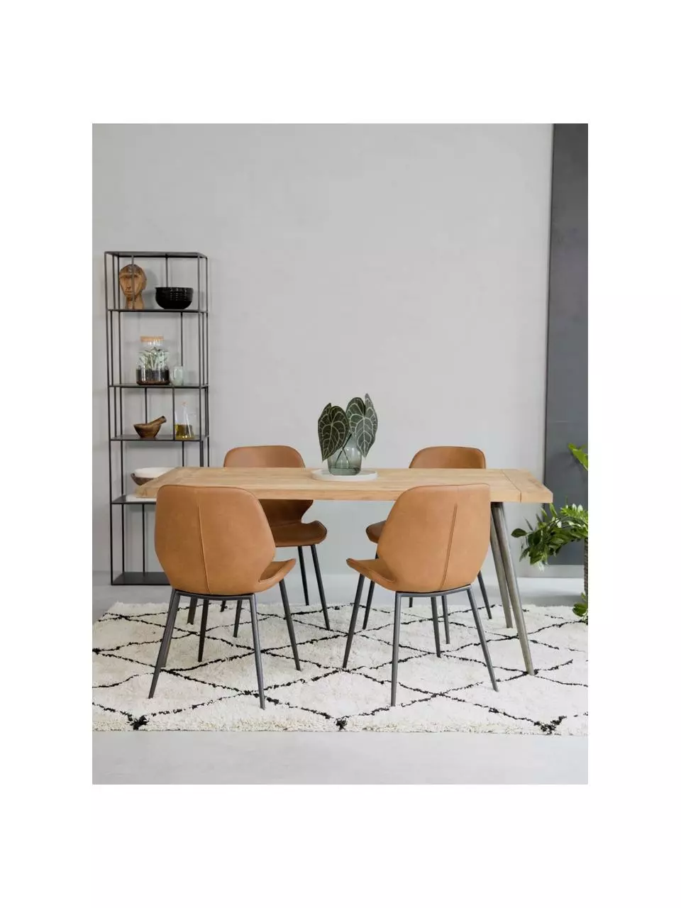 Westwing Collection Kunstleder-Polsterstühle Louis, 2 Stück, B 44 x T 58 cm 4 Westwing Collection Kunstleder-Polsterstühle Louis, 2 Stück, B 44 x T 58 cm – Bild 2