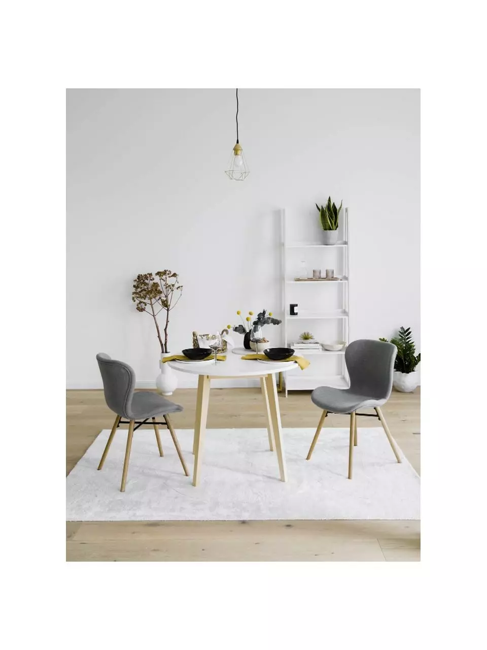 Polsterstühle Batilda in Hellgrau, 2 Stück, B 47 x T 53 cm 4 Polsterstühle Batilda in Hellgrau, 2 Stück, B 47 x T 53 cm – Bild 2