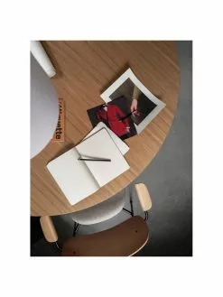 Menu Runder Esstisch Androgyne mit Eichenfurnier, in verschiedenen Größen, Ø 120 x H 73 cm -Esszimmer Verkäufe Runder Esstisch Androgyne mit Eichenfurnier in verschiedenen Grossen 2