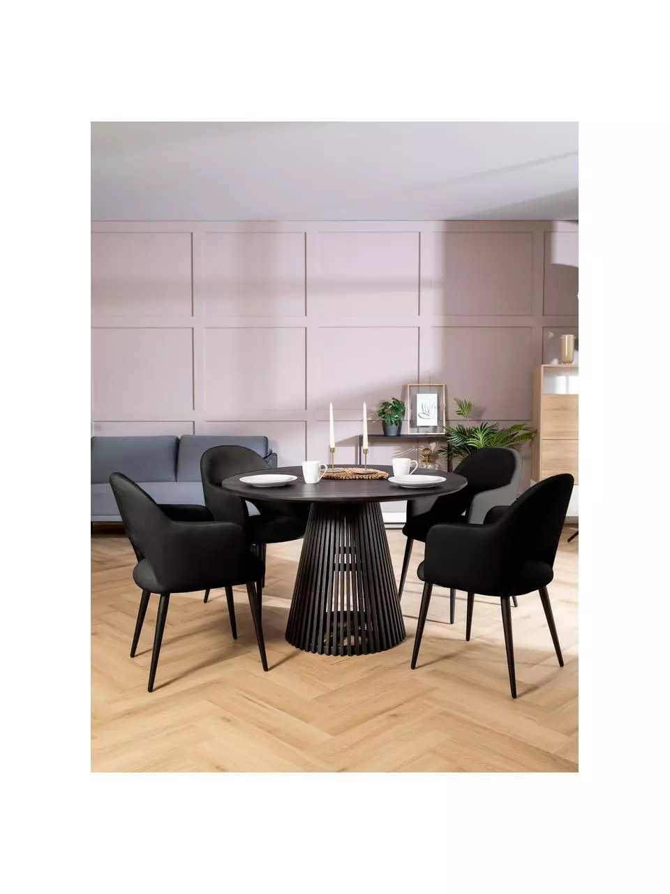 Westwing Collection Samt-Armlehnstuhl Rachel in Schwarz, B 56 x T 70 cm 4 Westwing Collection Samt-Armlehnstuhl Rachel in Schwarz, B 56 x T 70 cm – Bild 2