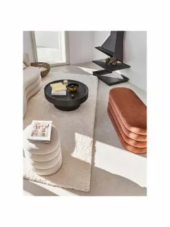 Westwing Collection Samt-Polsterbank Alto in Braun, B 110 x H 47 cm 11 Westwing Collection Samt-Polsterbank Alto in Braun, B 110 x H 47 cm -Esszimmer Verkäufe Samt Polsterbank Alto in Braun 3