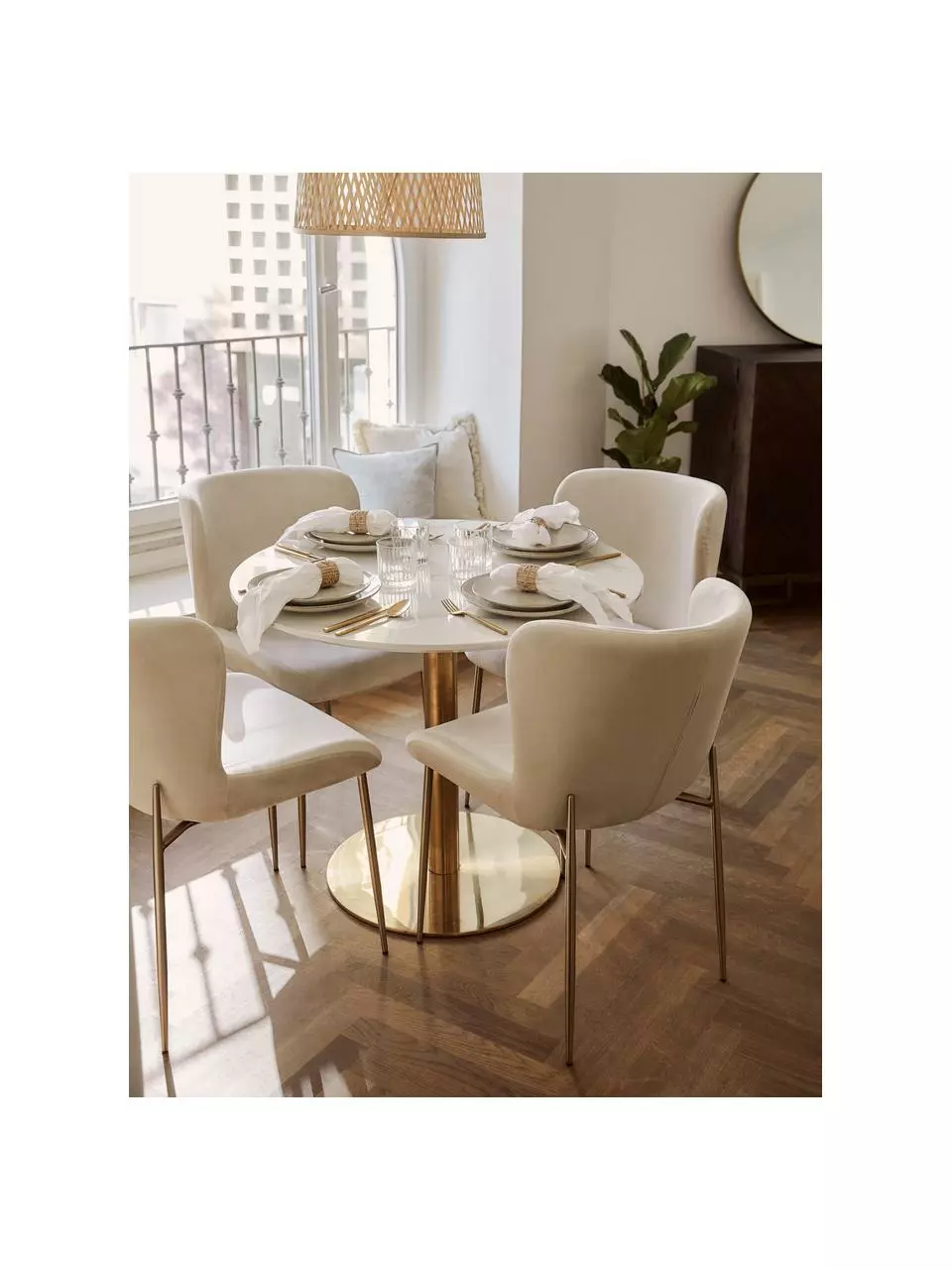 Westwing Collection Samt-Polsterstuhl Tess in Beige, B 49 x T 64 cm 5 Westwing Collection Samt-Polsterstuhl Tess in Beige, B 49 x T 64 cm – Bild 3