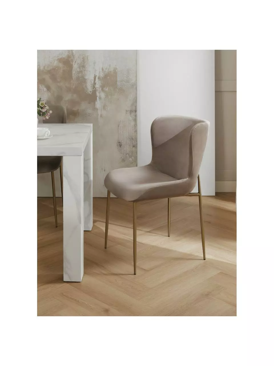 Westwing Collection Samt-Polsterstuhl Tess in Taupe, B 49 x H 84 cm 4 Westwing Collection Samt-Polsterstuhl Tess in Taupe, B 49 x H 84 cm – Bild 2